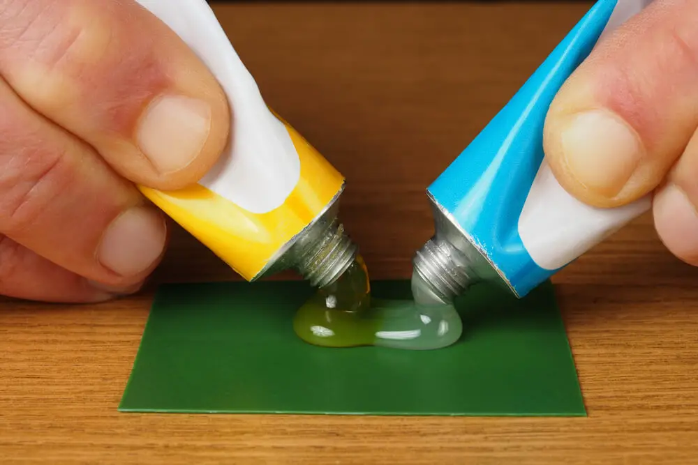 How to Use Epoxy Resin Over Oil Paint